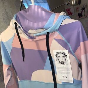 Nwt Women's Pastel Multicolor snowboarding Sweater